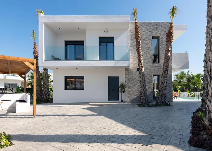 Villa Davlakos Eve Kremastí