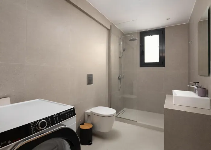 Davlakos Eve Kremastí