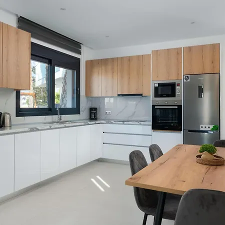 Villa Davlakos Eve Kremastí