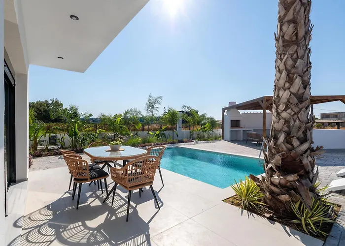 Davlakos Eve 빌라 클레마스티